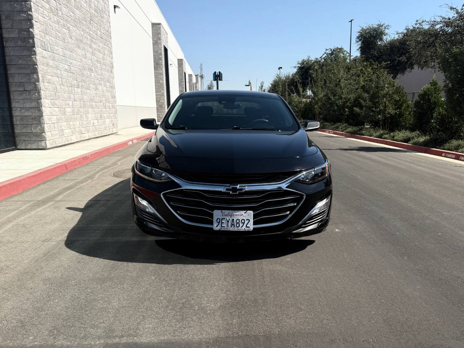 Used 2023 Chevrolet Malibu LS FWD image 2