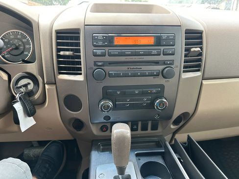 Used 2008 Nissan Titan SE RWD image 12