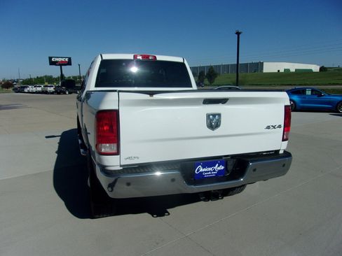 Used 2015 RAM 2500 Tradesman w/ Chrome Appearance Group AWD/4WD image 5