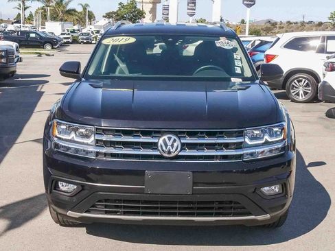 Used 2019 Volkswagen Atlas SE image 2