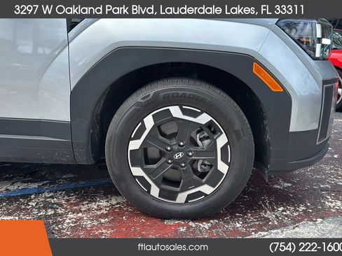 Used 2025 Hyundai Santa Fe SE image 11