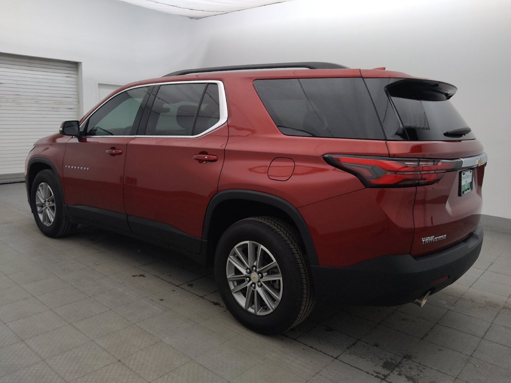 Used 2023 Chevrolet Traverse LT FWD image 3