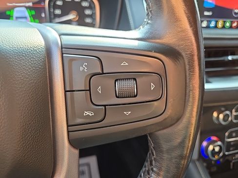 Used 2021 GMC Yukon SLT w/ SLT Premium Package AWD/4WD image 46