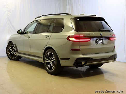 Used 2026 BMW X7 xDrive40i w/ Executive Package image 9