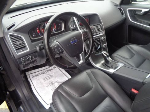 Used 2016 Volvo XC60 T6 w/ Proximity Package AWD/4WD image 26