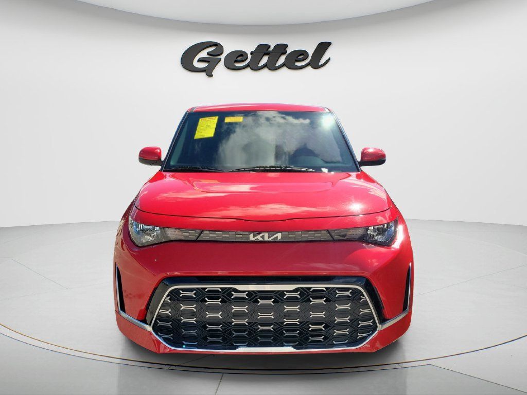 Used 2023 Kia Soul GT-Line FWD image 4