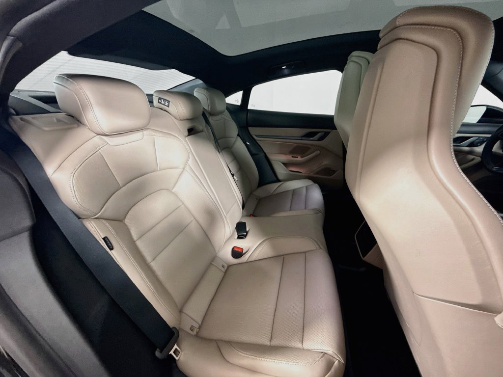 Certified 2025 Porsche Taycan AWD/4WD image 26