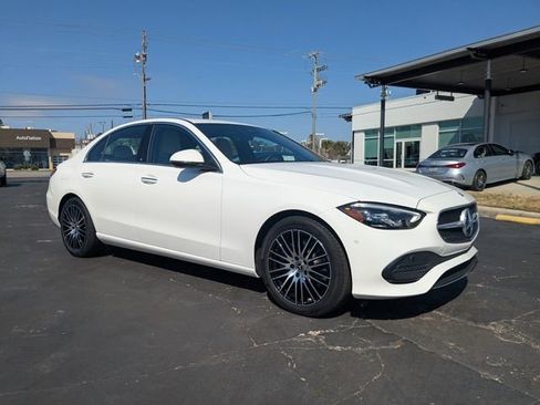 Used 2025 Mercedes-Benz C 300 Sedan image 2