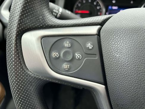 Used 2021 GMC Acadia SLE w/ Driver Convenience Package image 14