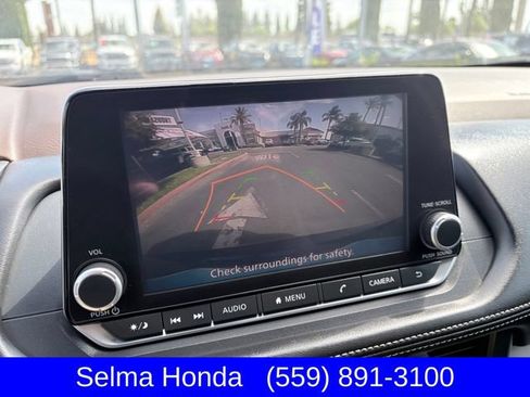 Used 2023 Nissan Rogue S FWD image 16