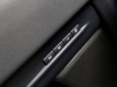 Certified 2026 Land Rover Range Rover Evoque S image 24