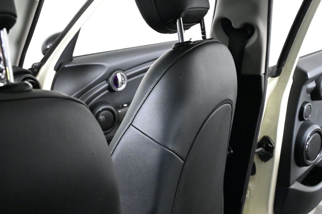 Used 2017 MINI Cooper 4-Door Hardtop FWD image 25