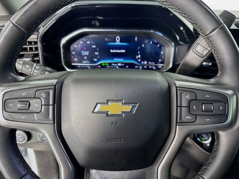 Used 2024 Chevrolet Silverado 2500 LT image 16