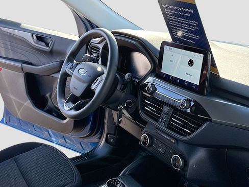 Used 2023 Ford Escape AWD image 5