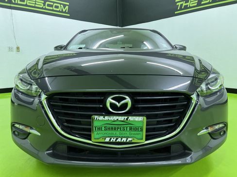 Used 2017 MAZDA MAZDA3 Grand Touring FWD image 3
