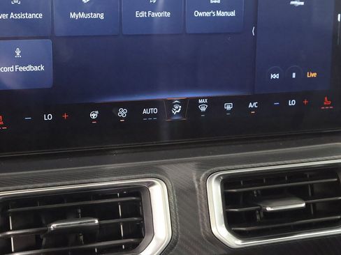 Used 2025 Ford Mustang Premium image 45