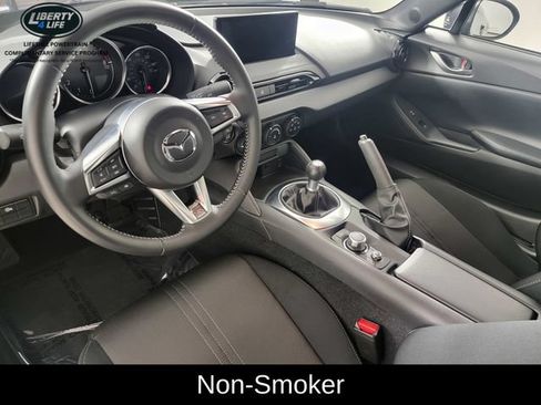 Used 2024 MAZDA MX-5 Miata Sport RWD image 13