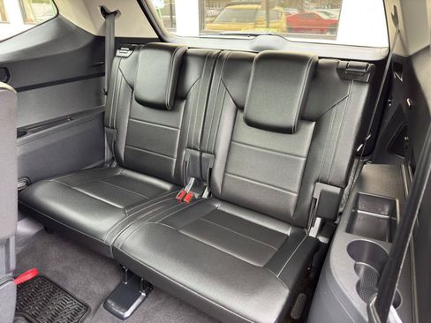 Used 2023 Volkswagen Atlas SE AWD/4WD image 28
