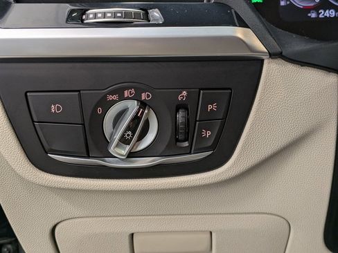 Used 2021 BMW X4 xDrive30i w/ Executive Package image 20