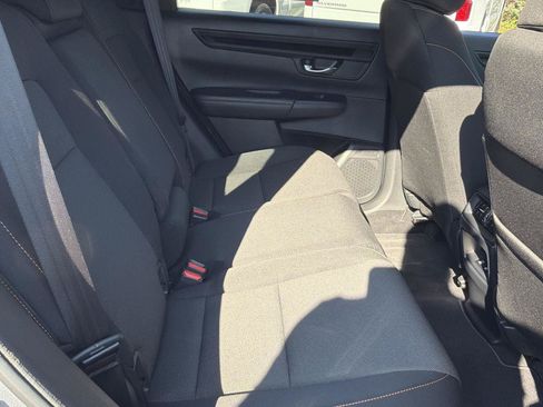 Used 2025 Honda CR-V Sport image 19