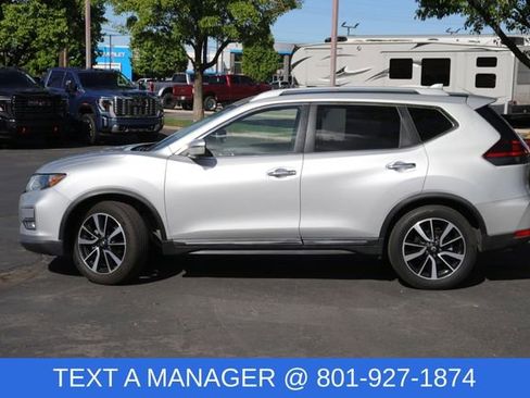 Used 2020 Nissan Rogue SL image 3