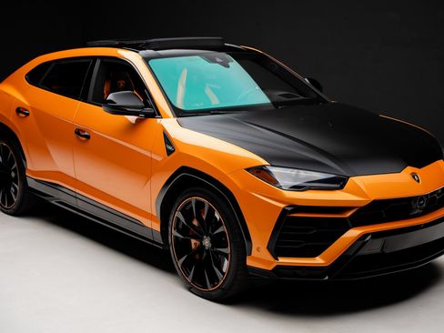 Used 2021 Lamborghini Urus AWD/4WD image 39