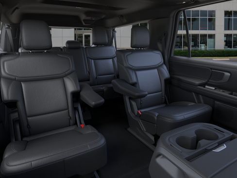 New 2026 Ford Expedition Max Platinum AWD/4WD image 11