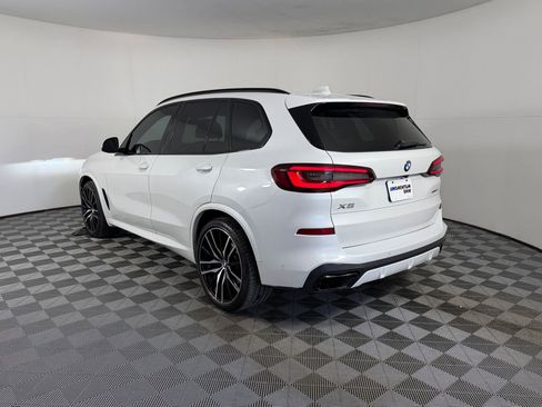 Used 2022 BMW X5 xDrive40i w/ M Sport Package AWD/4WD image 3