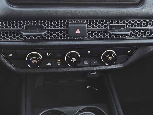 Certified 2024 Honda HR-V Sport image 19