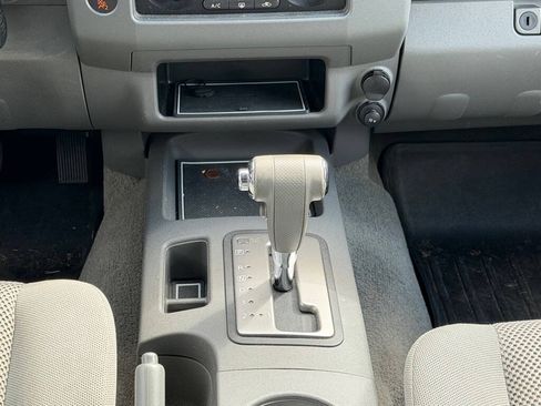 Used 2006 Nissan Frontier SE w/ (P01) Power Pkg RWD image 14