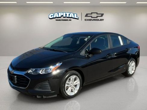 Used 2019 Chevrolet Cruze LS w/ LS Convenience Package image 1