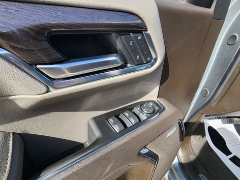 Used 2025 Chevrolet Silverado 1500 LTZ w/ LTZ Premium Package image 13