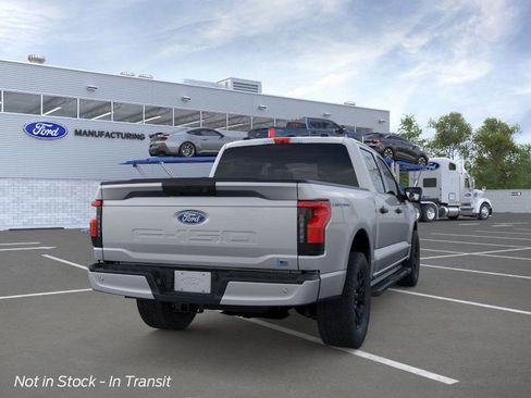 New 2025 Ford F150 Lightning XLT image 8