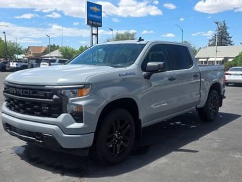 Used 2024 Chevrolet Silverado 1500 Custom AWD/4WD image 2