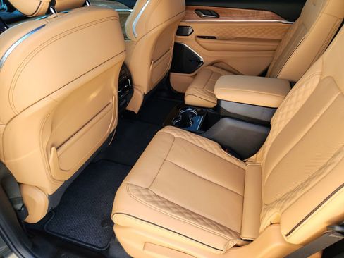 New 2025 Jeep Grand Cherokee L Summit image 23