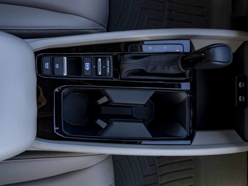 Used 2024 Honda Accord EX-L image 27