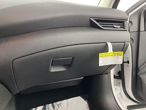 New 2025 Nissan Sentra S image 36