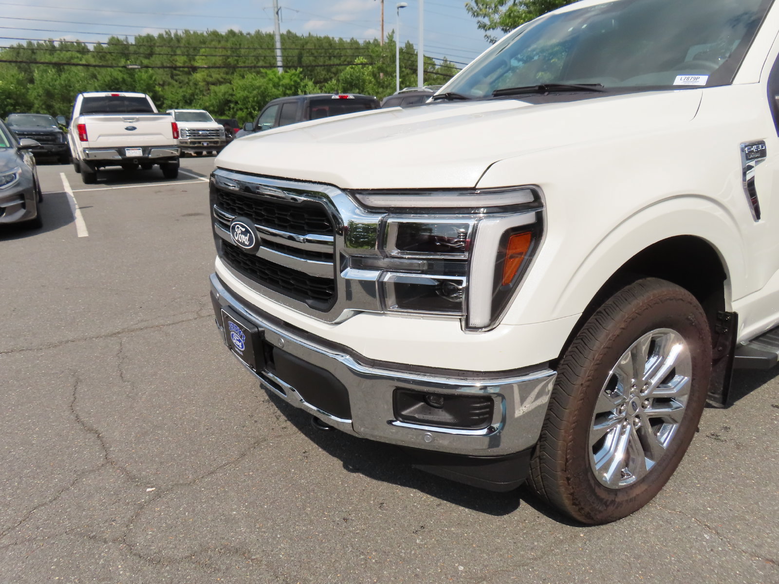 Used 2026 Ford F150 Lariat w/ Equipment Group 502A High AWD/4WD image 8