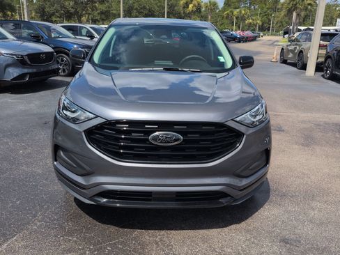 Used 2022 Ford Edge SE w/ Black Appearance Package AWD/4WD image 9
