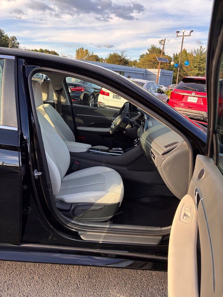 Used 2023 Hyundai Sonata SEL FWD image 19