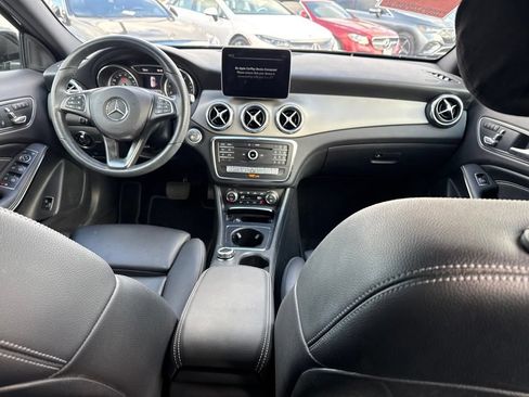 Used 2019 Mercedes-Benz GLA 250 4MATIC image 7