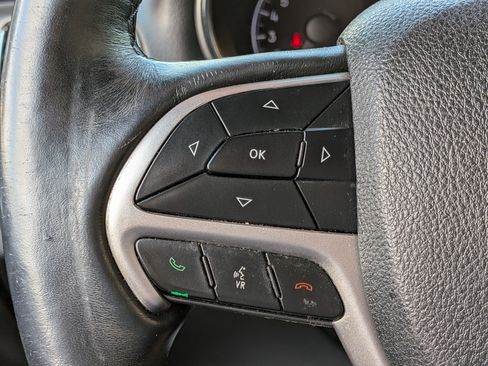 Used 2018 Jeep Grand Cherokee Limited w/ Luxury Group II image 25