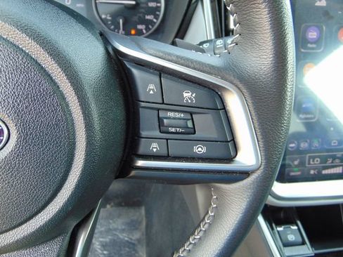 Used 2024 Subaru Outback Premium AWD/4WD image 16