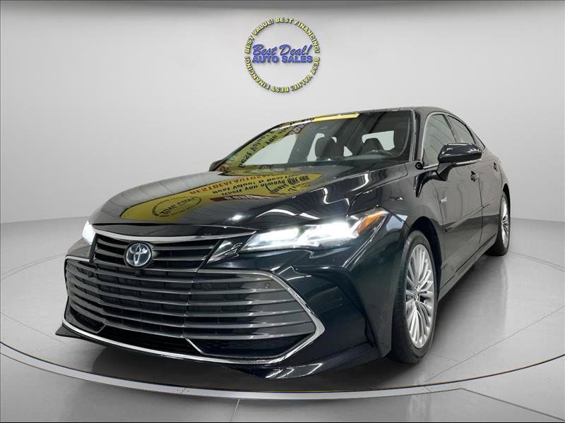 Used 2021 Toyota Avalon Limited w/ Advanced Safety Package FWD image 1