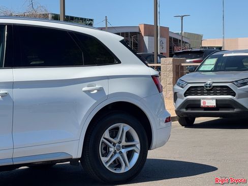 Used 2018 Audi Q5 2.0T Premium AWD/4WD image 9