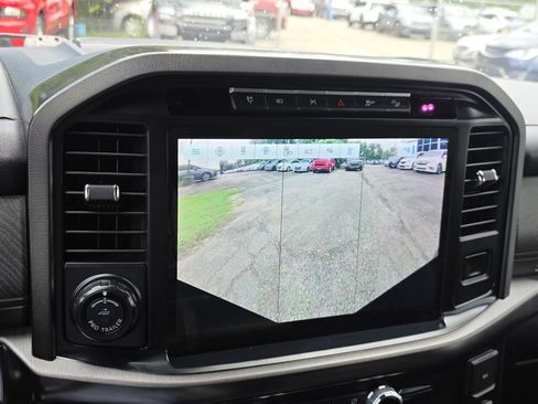 Used 2021 Ford F150 Platinum w/ Equipment Group 701A High AWD/4WD image 22