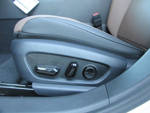 New 2025 Lexus ES 350 image 29