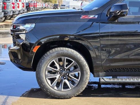 Used 2021 Chevrolet Tahoe Z71 w/ Z71 Off-Road Package image 9