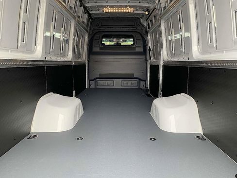 New 2025 Mercedes-Benz Sprinter 3500 image 8