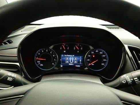 Used 2023 Chevrolet Equinox RS w/ LPO, Hit The Road Package FWD image 19